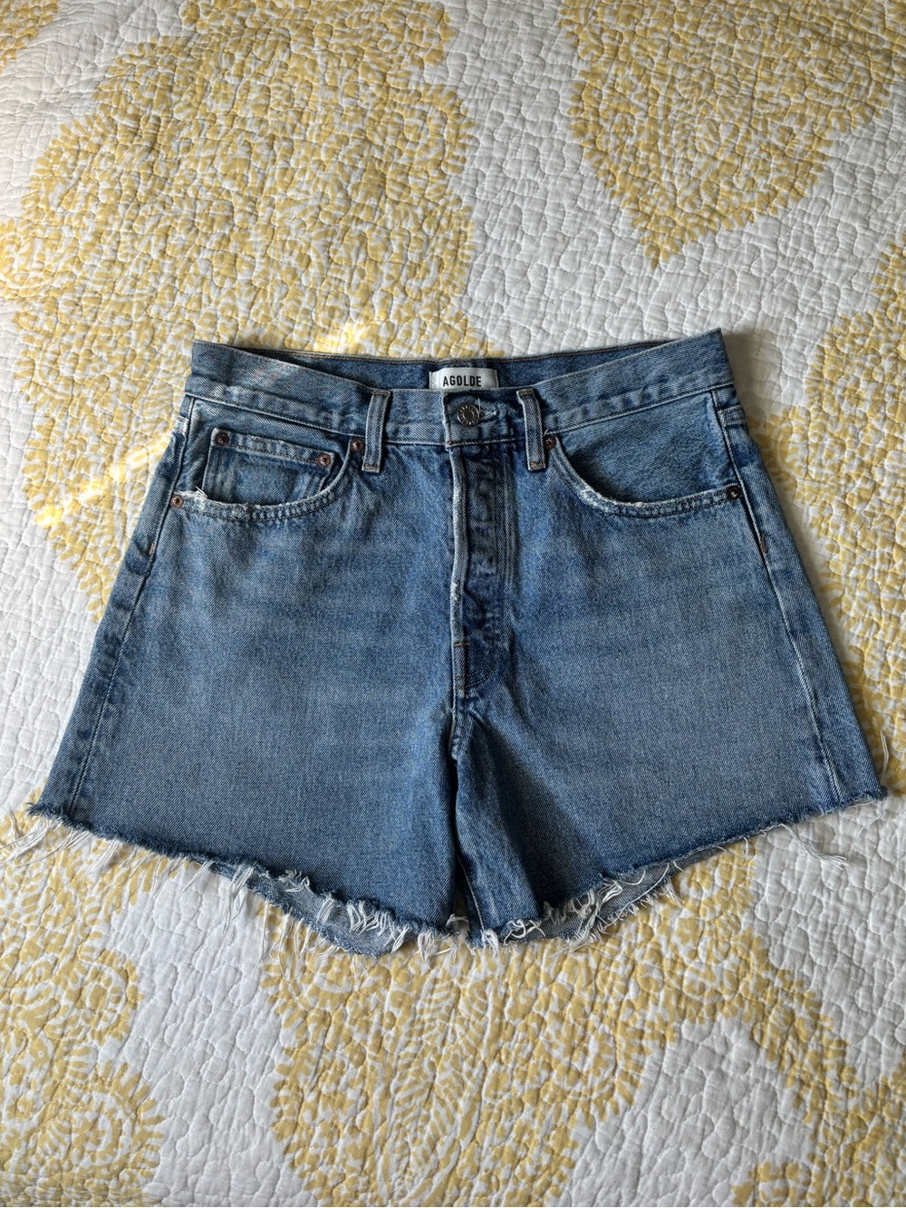 AGOLDE Parker long blue denim shorts size 26